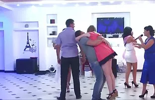 XXX Մերկացած գեյ Բեն 10 սեքս է զուգարանը.